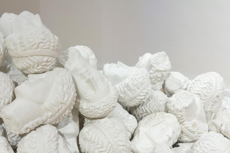 Cynthia Gutiérrez, "Horizonte roto," [Broken Horizon] detail, 2014, plaster and iron, dimensions variable. Courtesy of the artist and Proyecto Paralelo, Mexico City. Photograph ©LakeVerea.