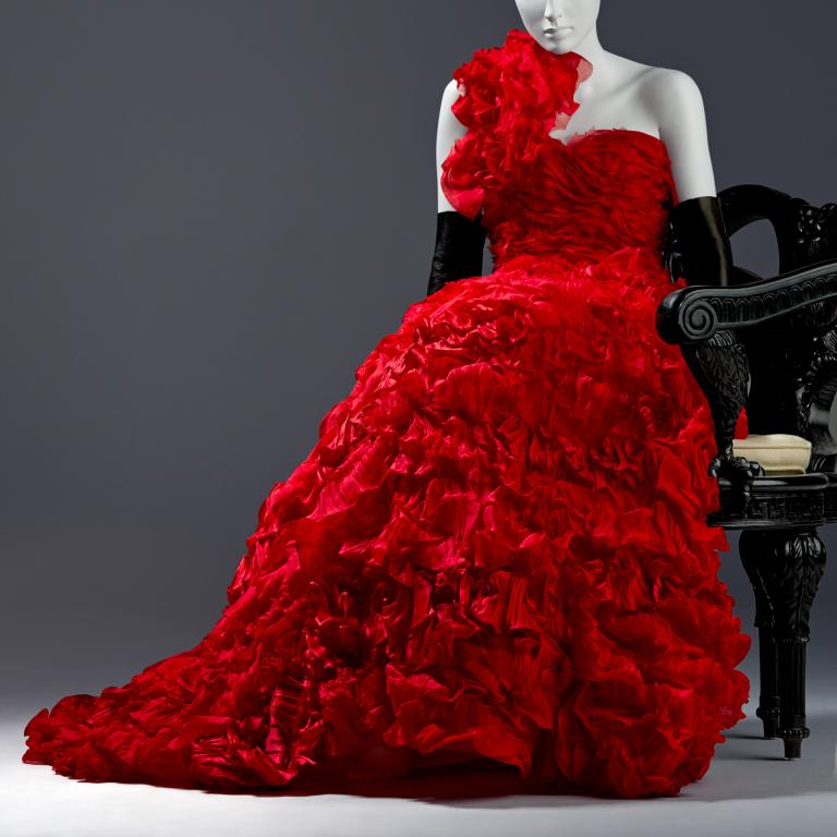 Oscar de la Renta, Silk evening gown, Resort 2013 ready-to-wear. Worn by Beyoncé, Vogue cover, March 2013. Loan: Oscar de la Renta Archive, New York. Photograph by Adam Kuehl.