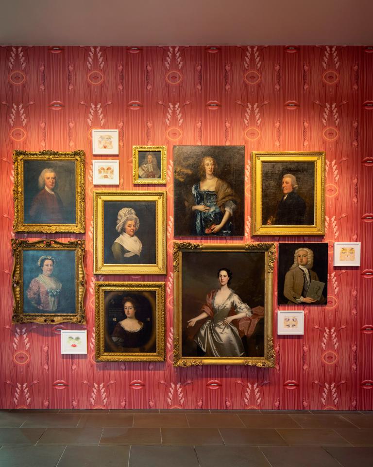 Installation view of "White Wig" 